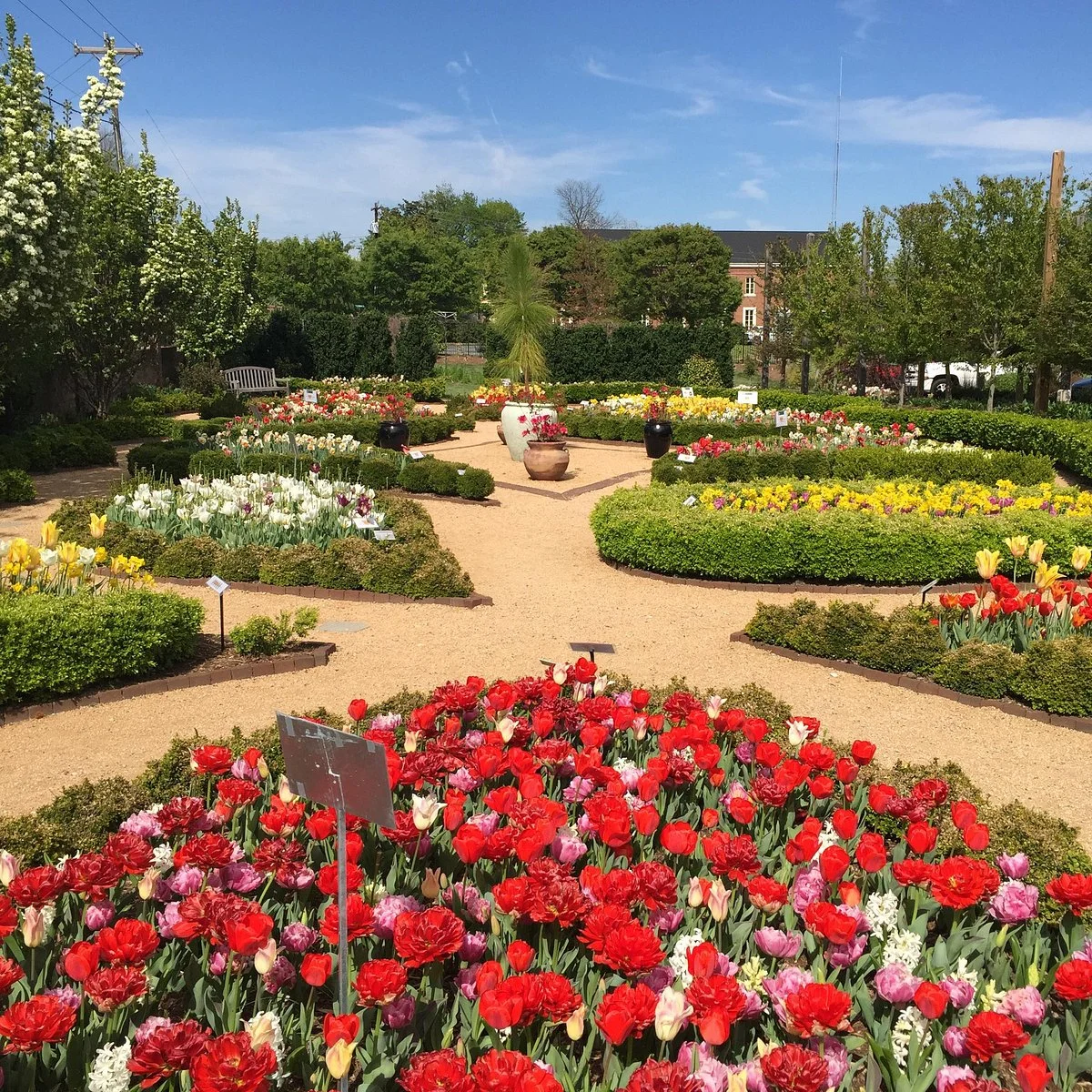 Paul J Ciener Botanical Garden