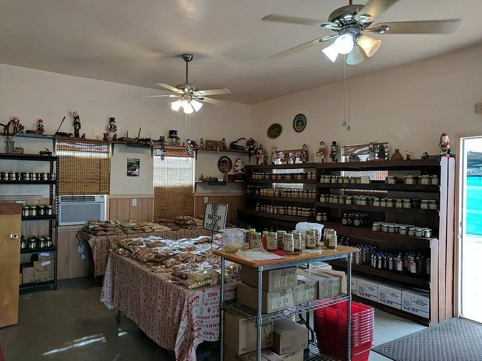 Don Wes Flea Market