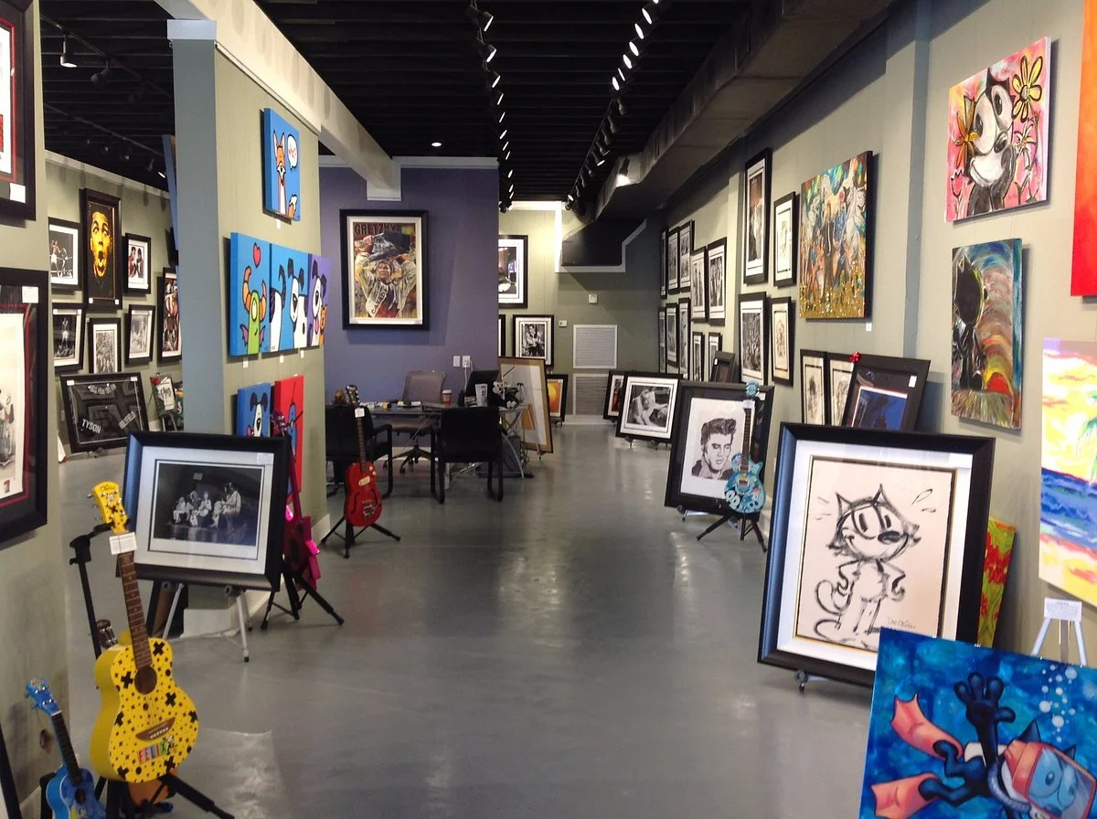 Zazoo Fine Art Gallery