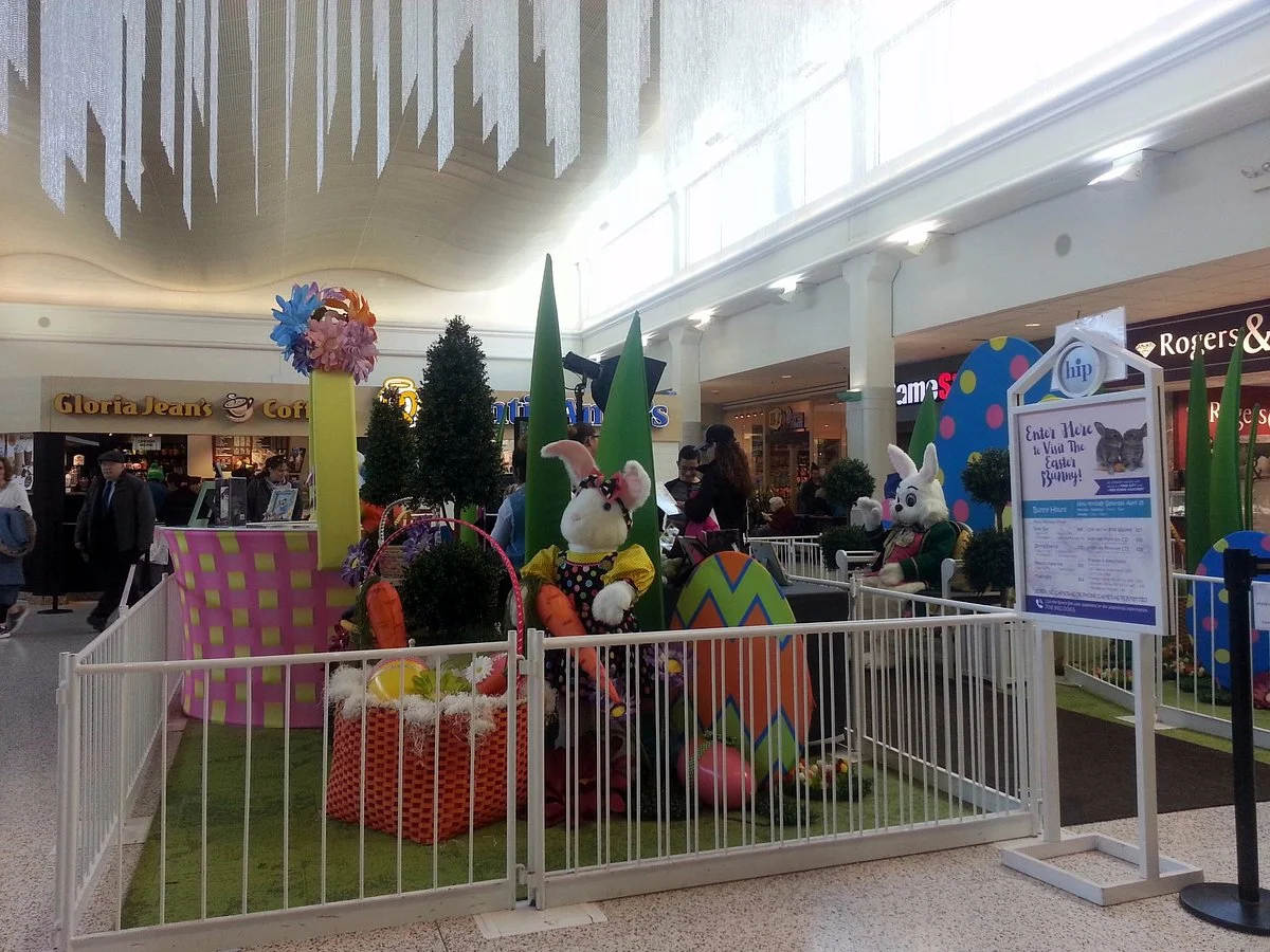 Harlem Irving Plaza Mall