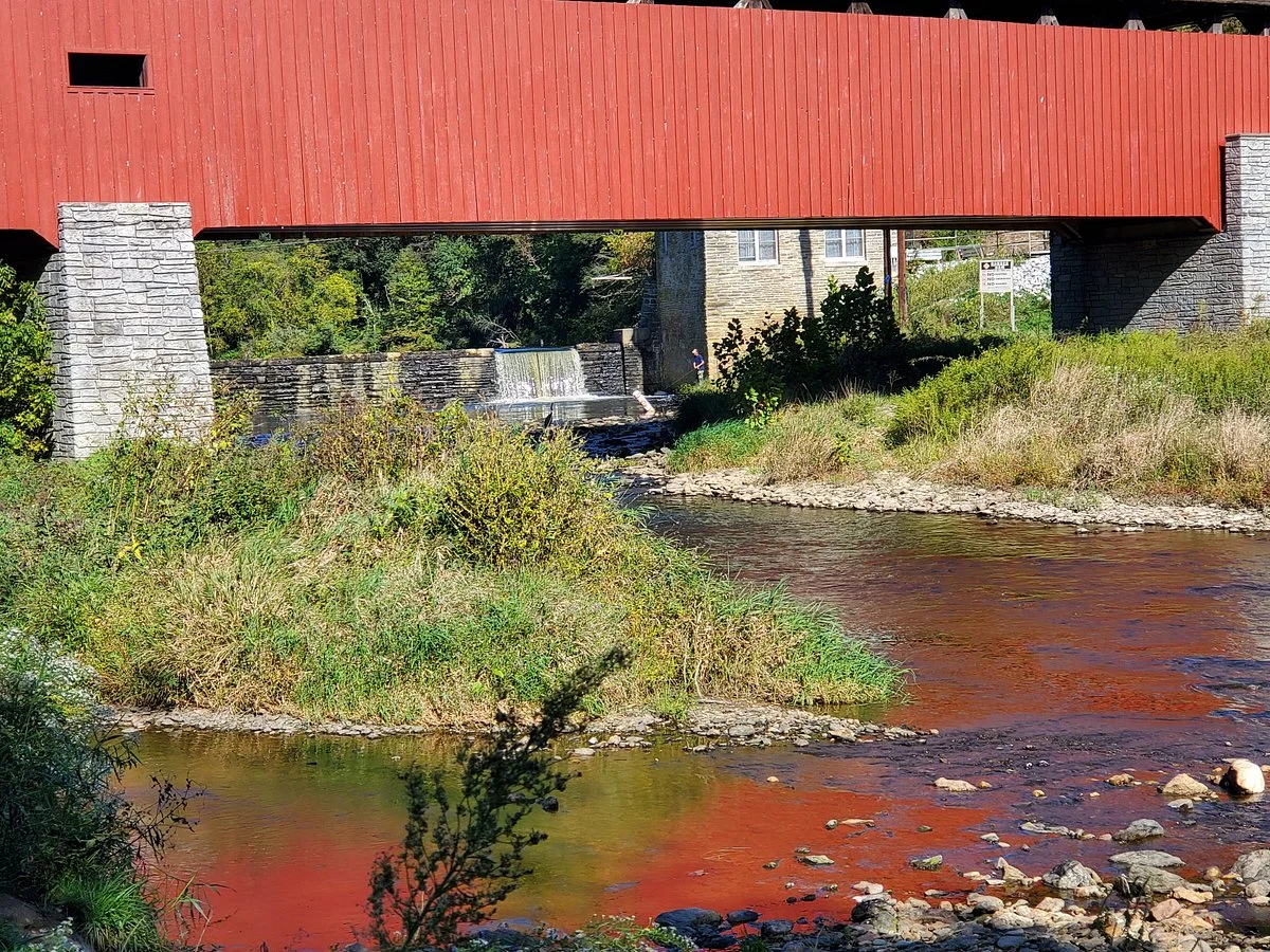 Pine Grove Covered Bridge