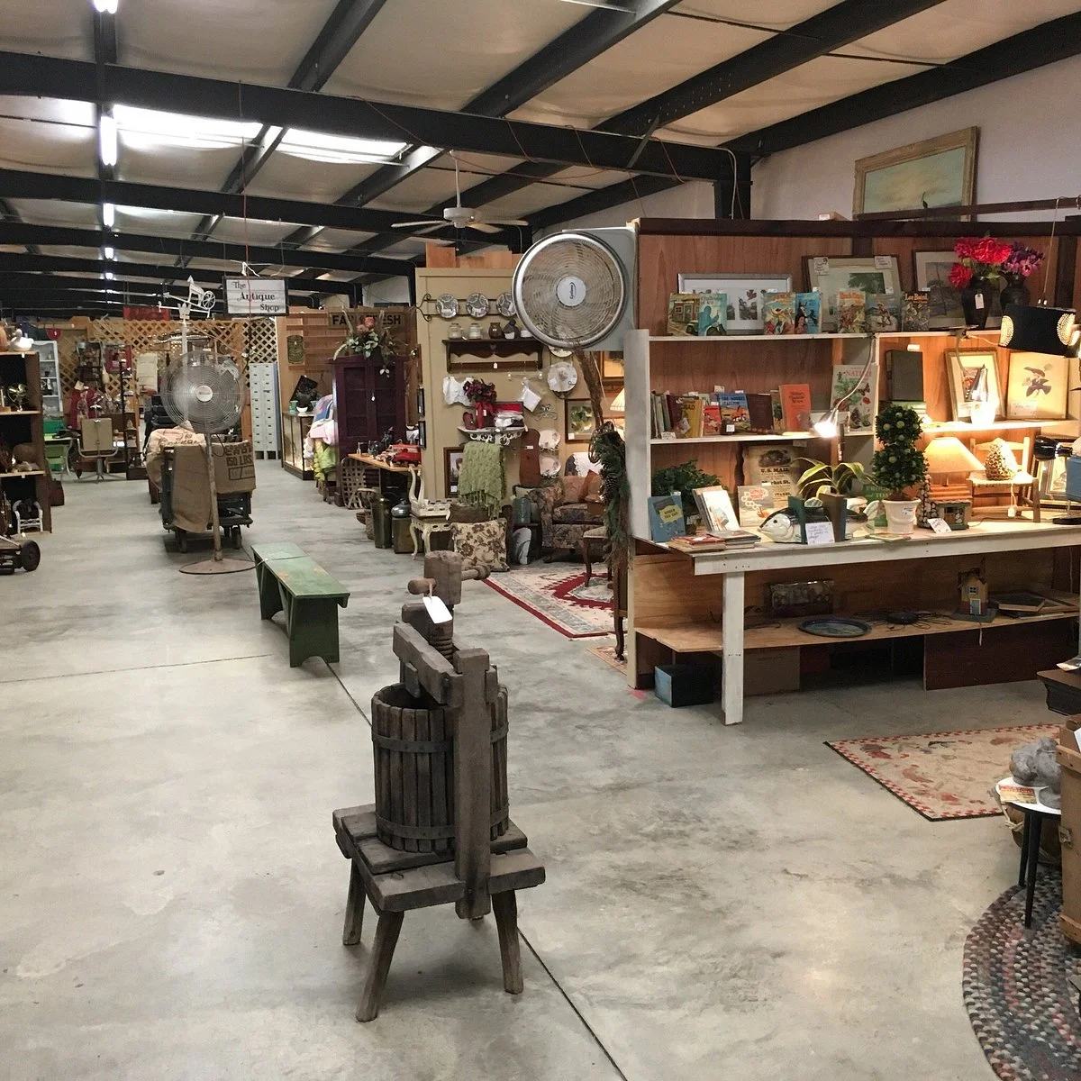 Bryant's Antique Mall