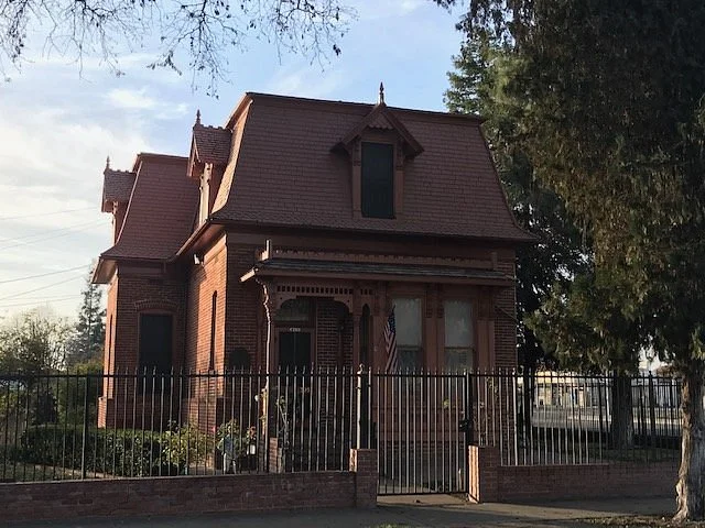Zalud House