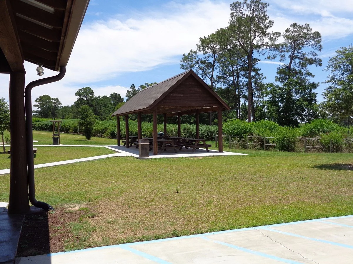 The Market at Rutland Farms