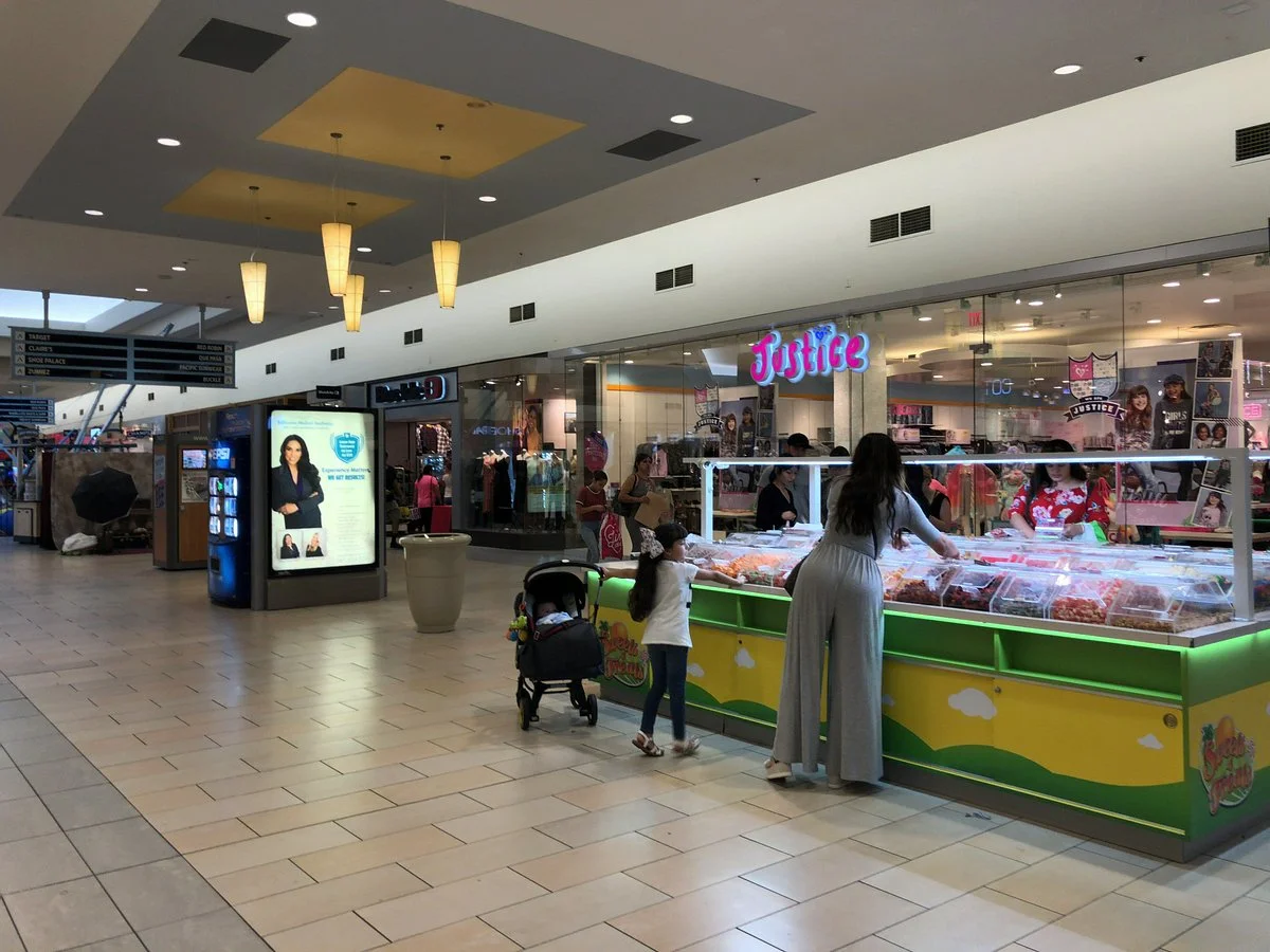 Valley Plaza Mall