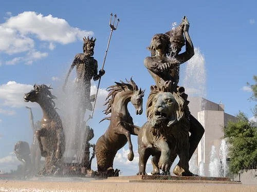 Fuente de la Vida o Neptuno