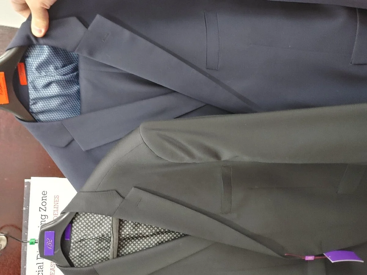 Suits Outlets