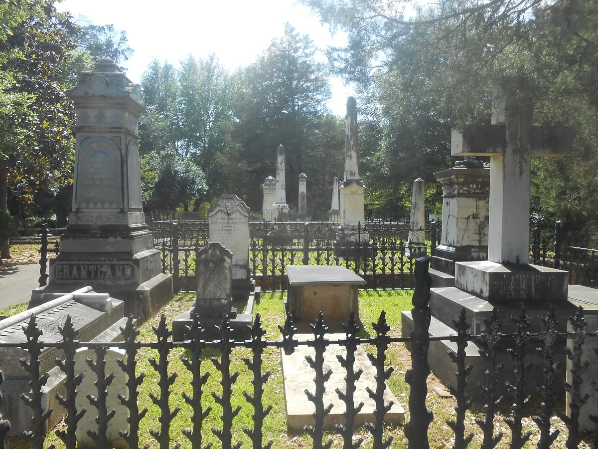 Memorial Hill Cemetery