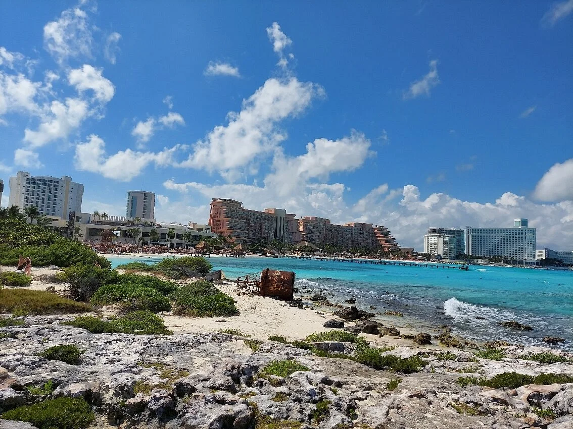 Punta Cancun Faro