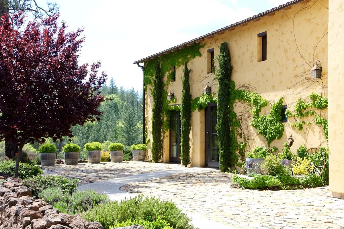 Miraflores Winery