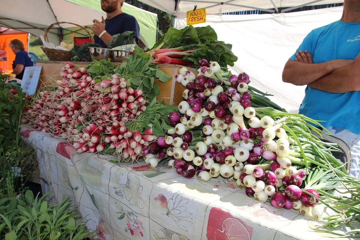 Farmers and Artists Market