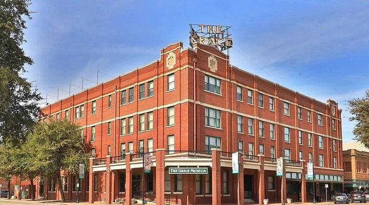 Meghann's Market