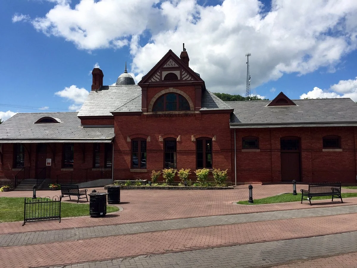 The Oakland B&O Railroad Museum
