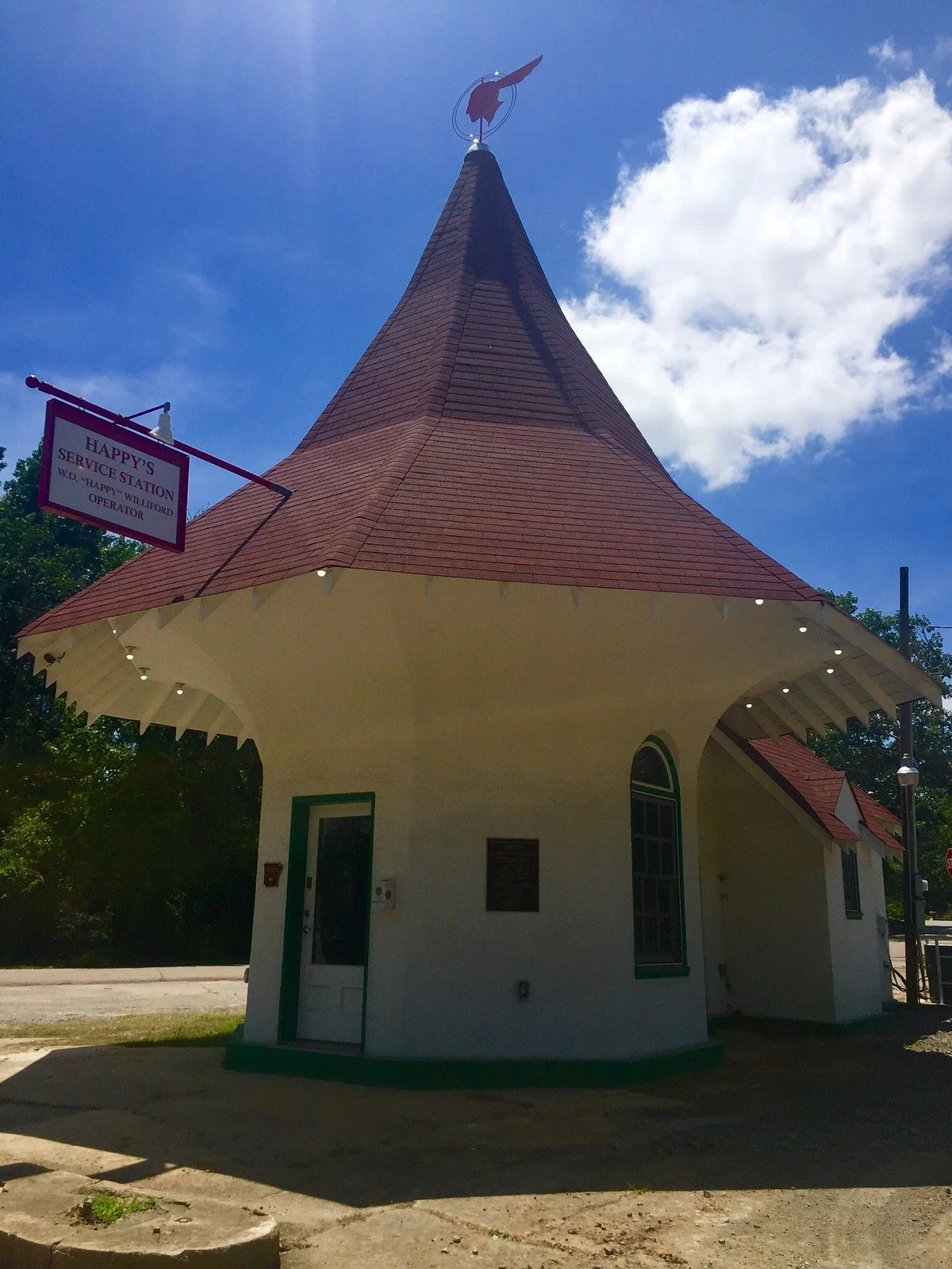 Roundtop Filling Station