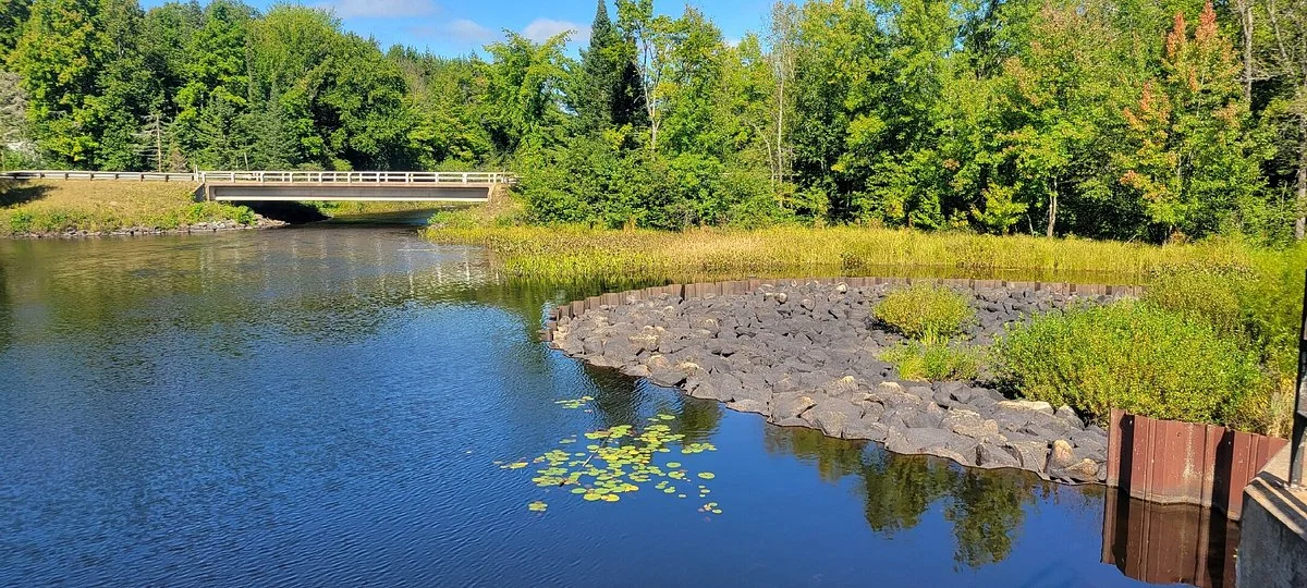 Lake of the Falls Country Park
