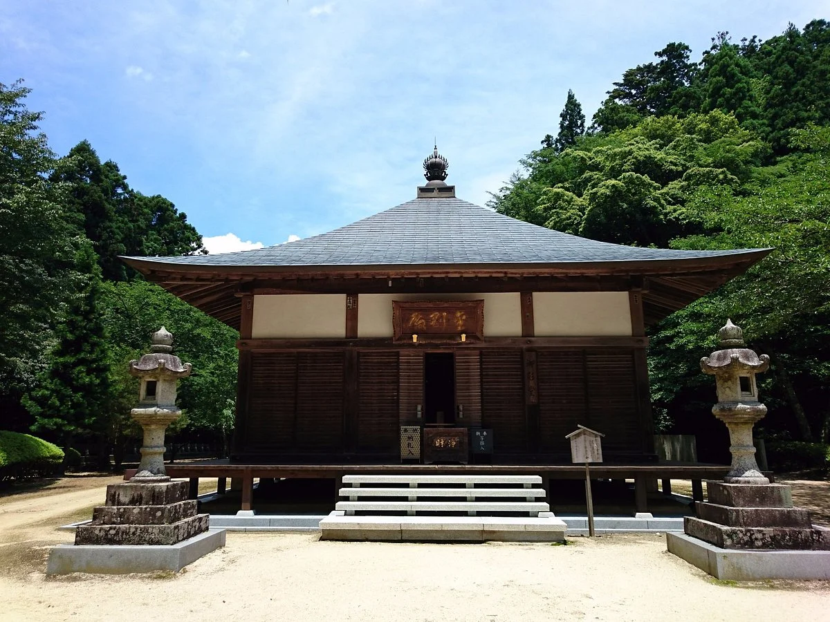Hashikuraji Temple