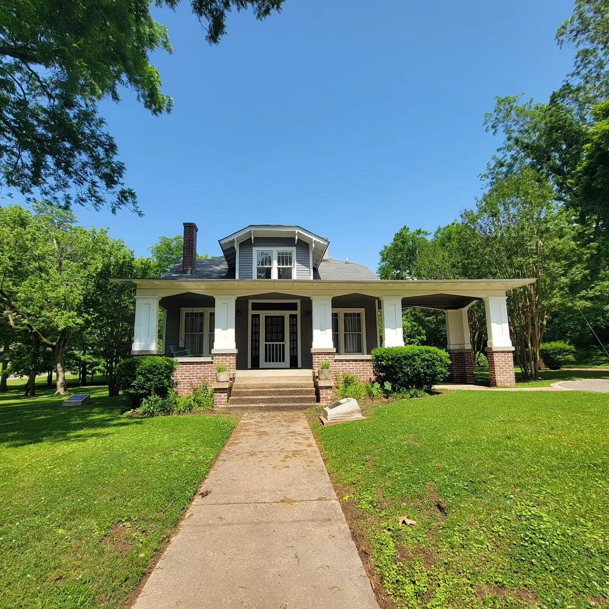 Alex Haley House Museum