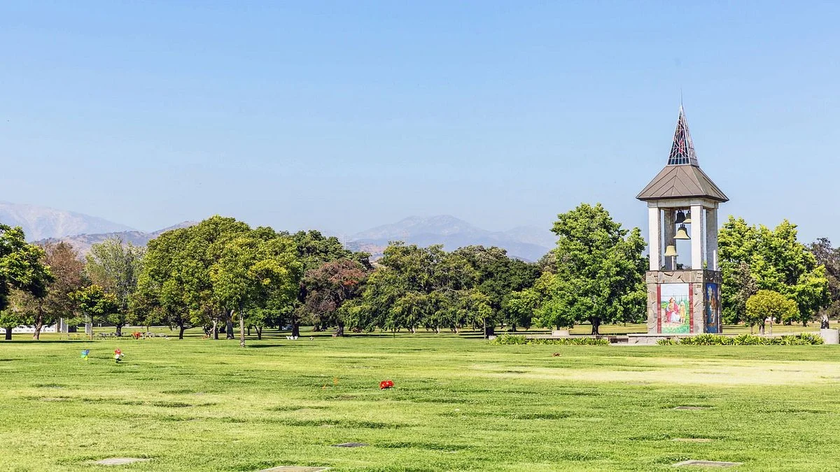 Oakdale Mortuary & Memorial Park