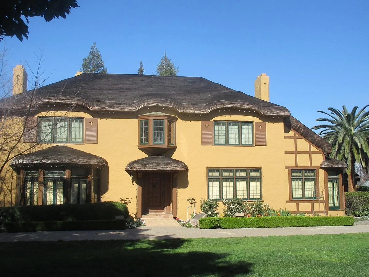 Ainsley House