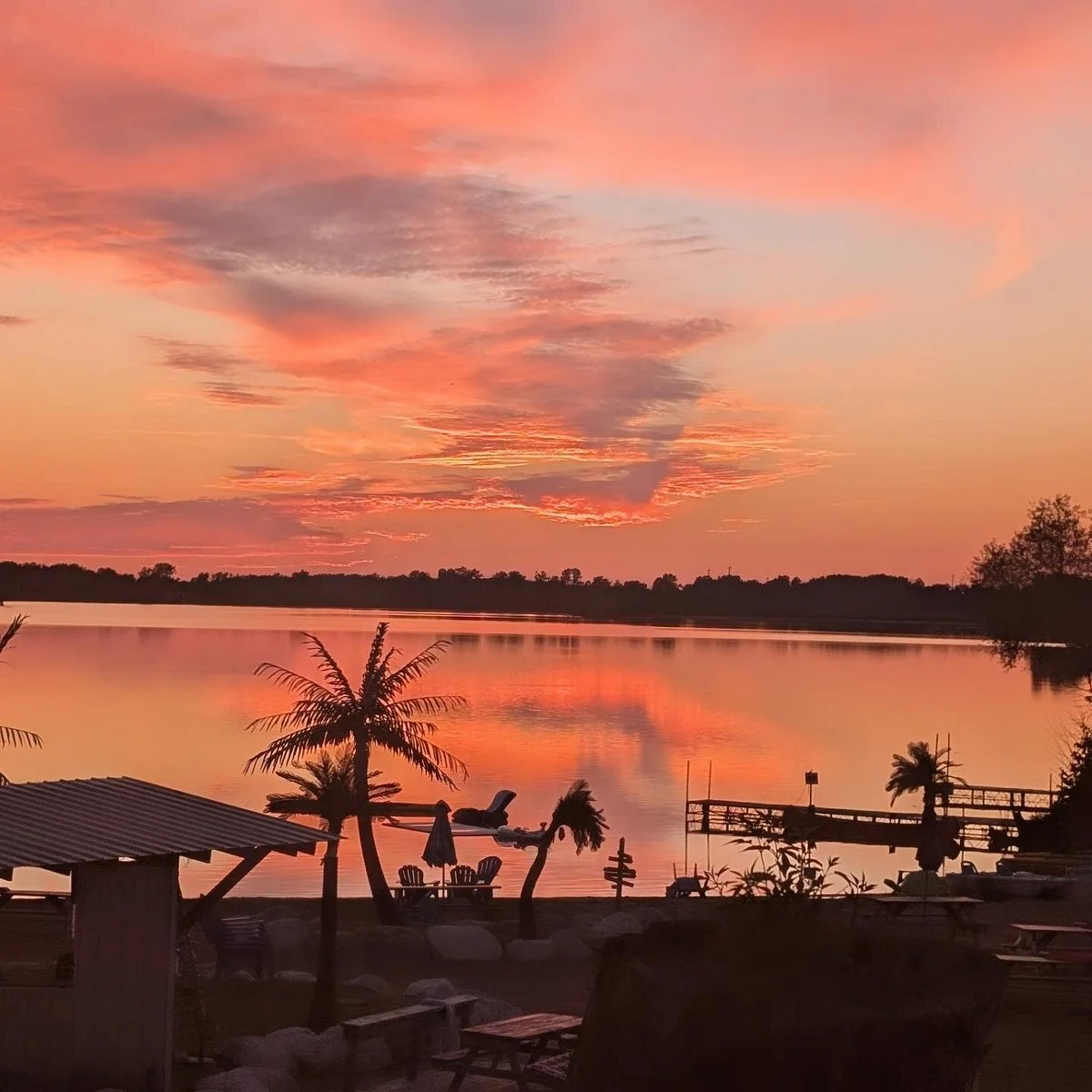 Tiki Beach Resort on Kettle Moriane Lake