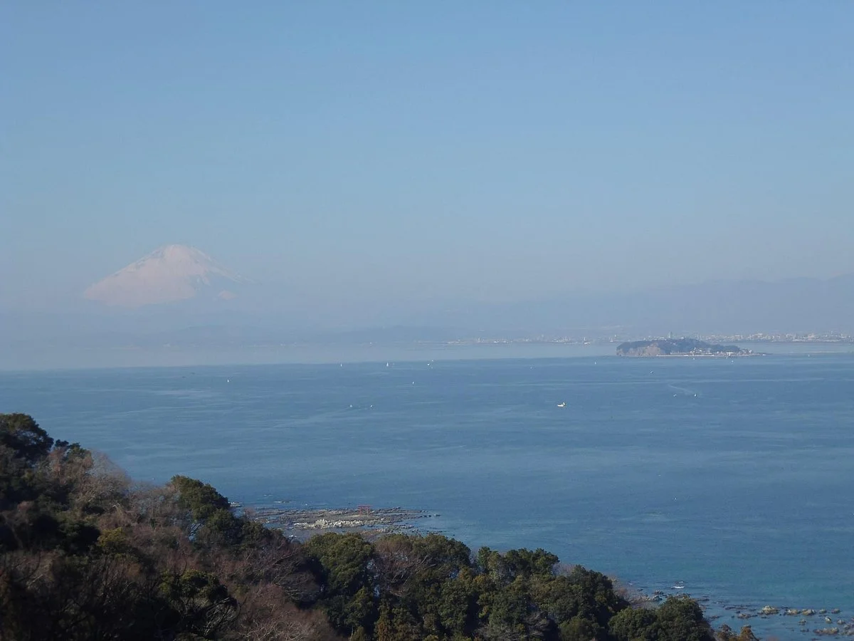 Hayama Sangaokayama Ryokuchi