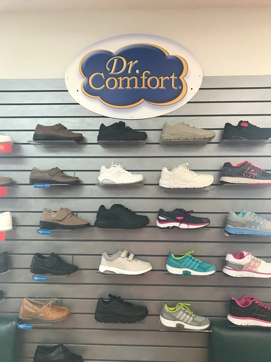 Cumberland Run-Walk Store