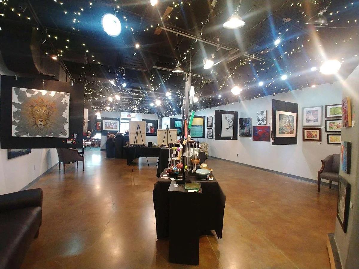 DaVinci Artists Gallery