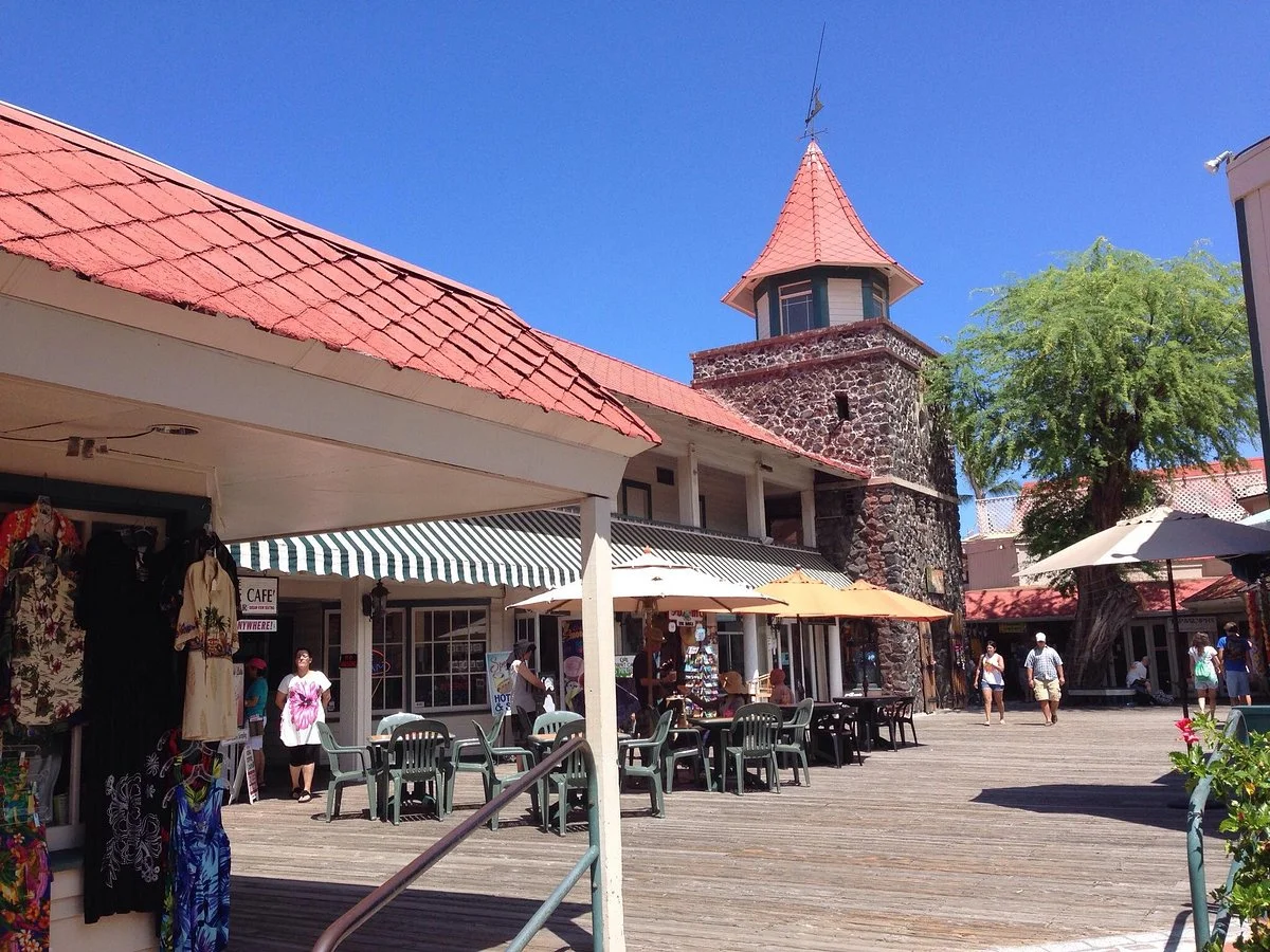 Kona Inn Shopping Village