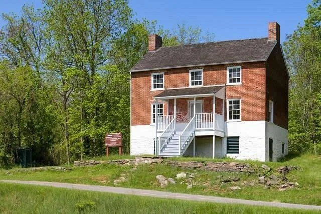 Lockhouse 49