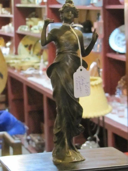 Quarter Moon Antiques