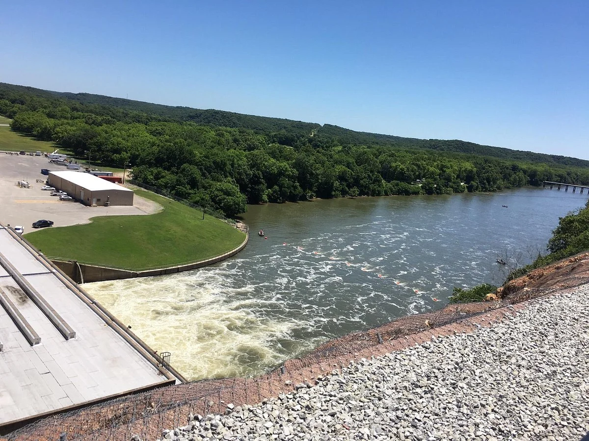 Pensacola Dam