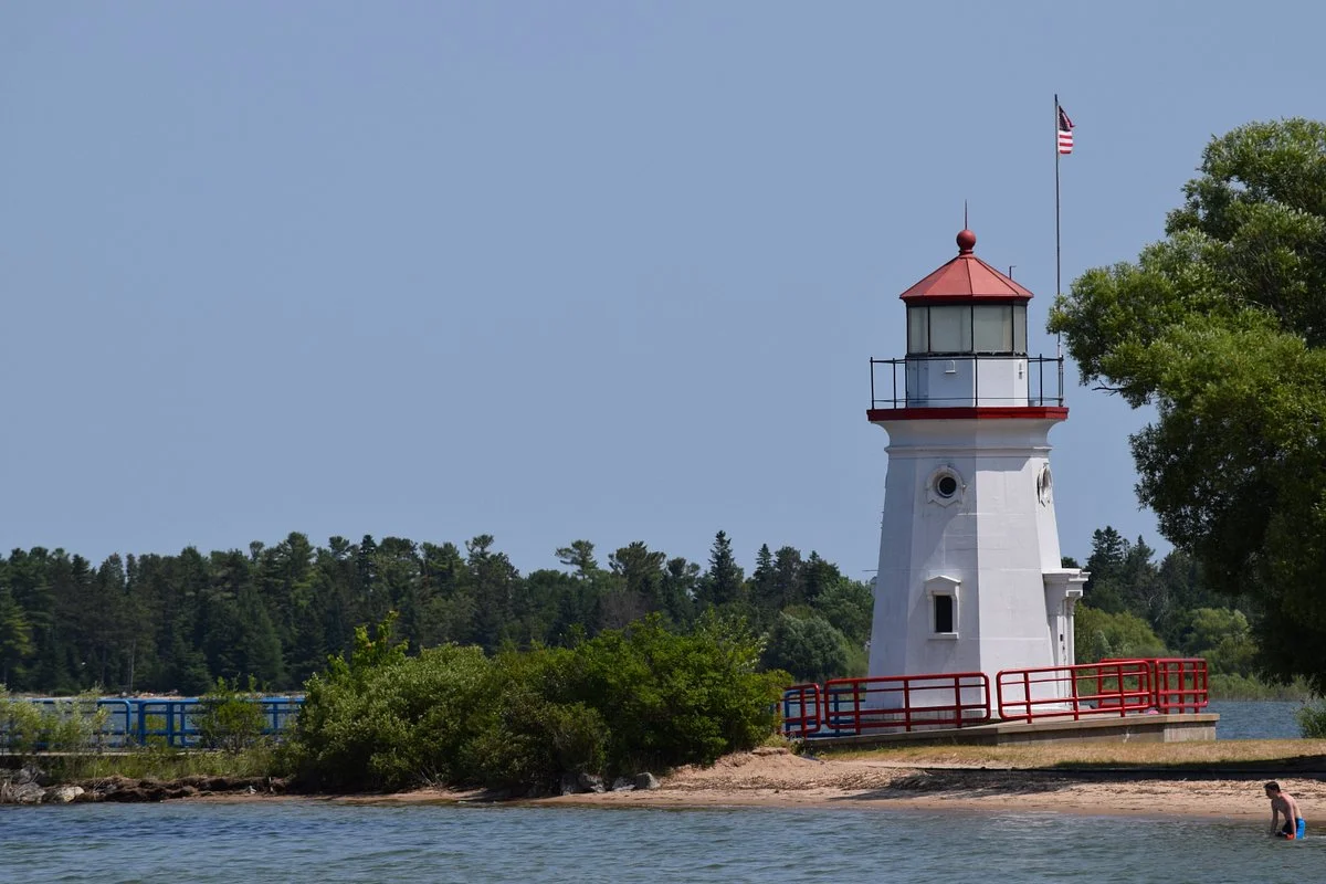 Cheboygan Crib Light