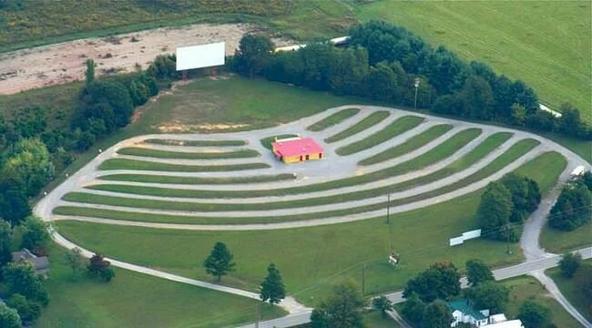 Skyline Drive-In Theatre