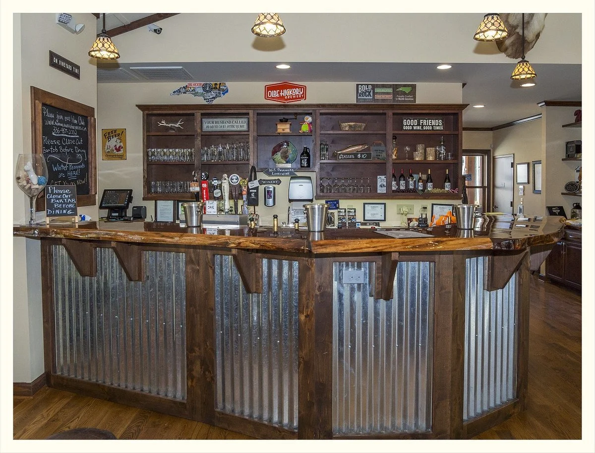 Roaring River Vineyards