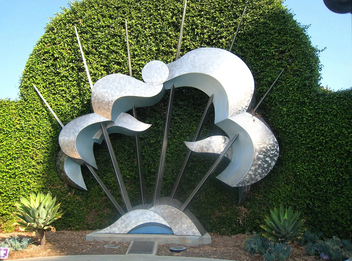 Water and Light Sculpture