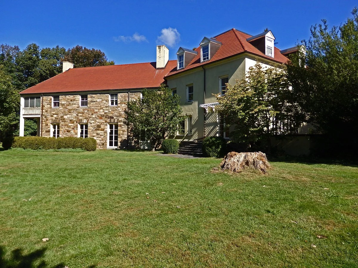 Cross Estate Gardens