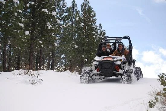 Eagle Ridge Snowmobile Outfitters