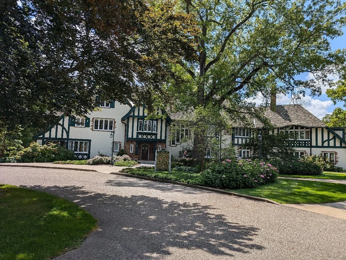 W. K. Kellogg  Manor House
