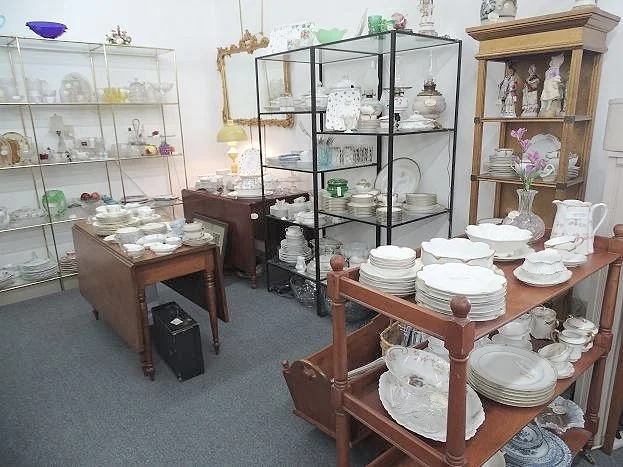 Sandusky Street Antiques