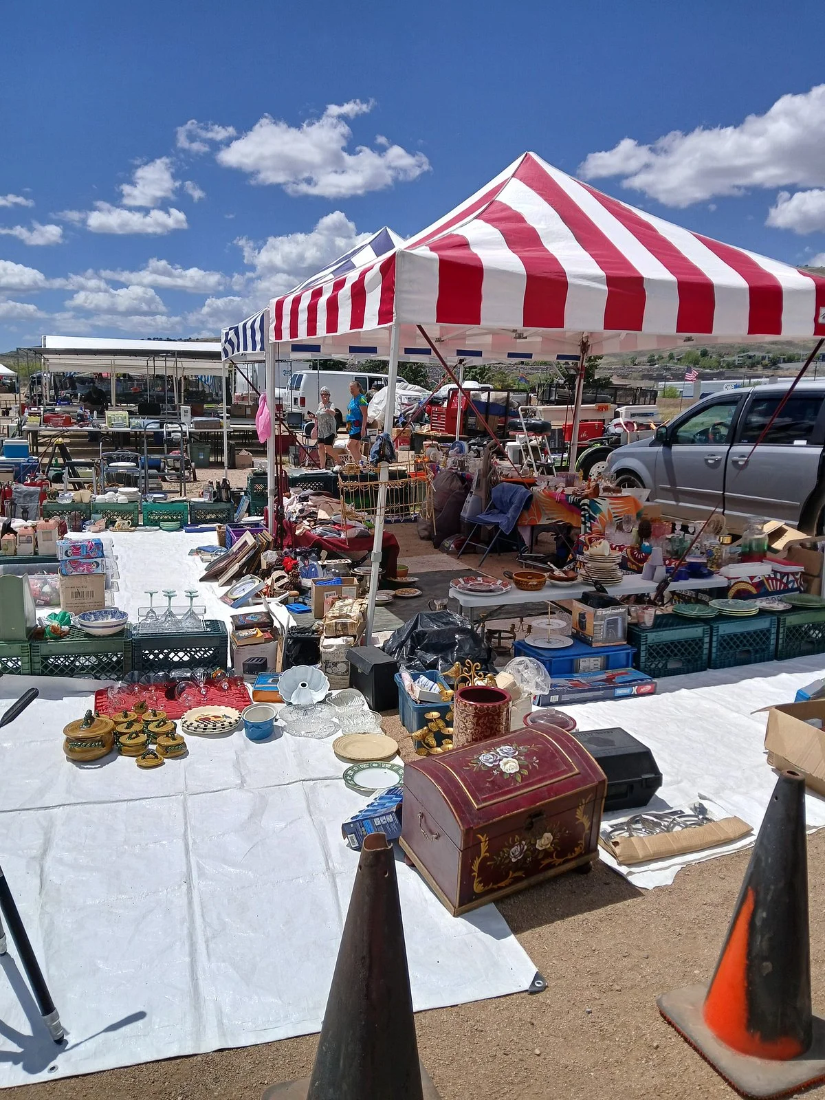 Peddlers Pass Old Time Farmers Flea Market