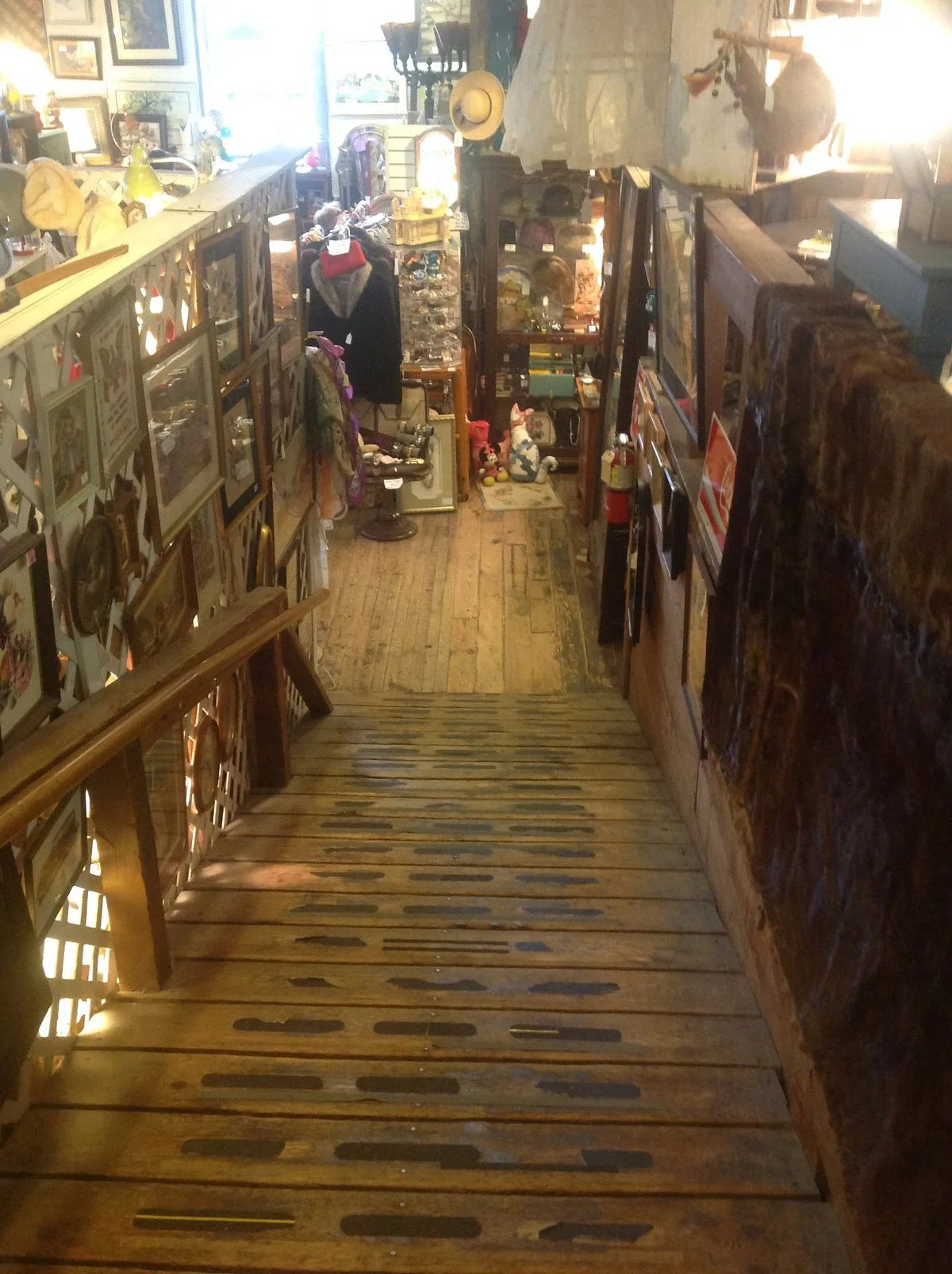 Staples Mill Antiques
