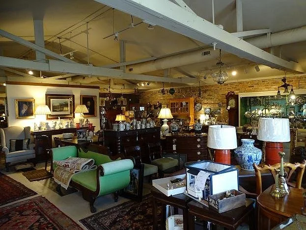 Camden Antiques Market