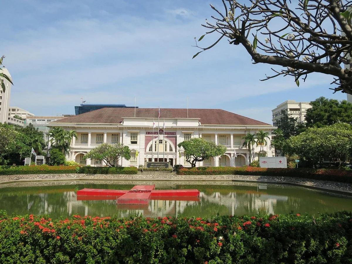 Snake Farm (Queen Saovabha Memorial Institute)