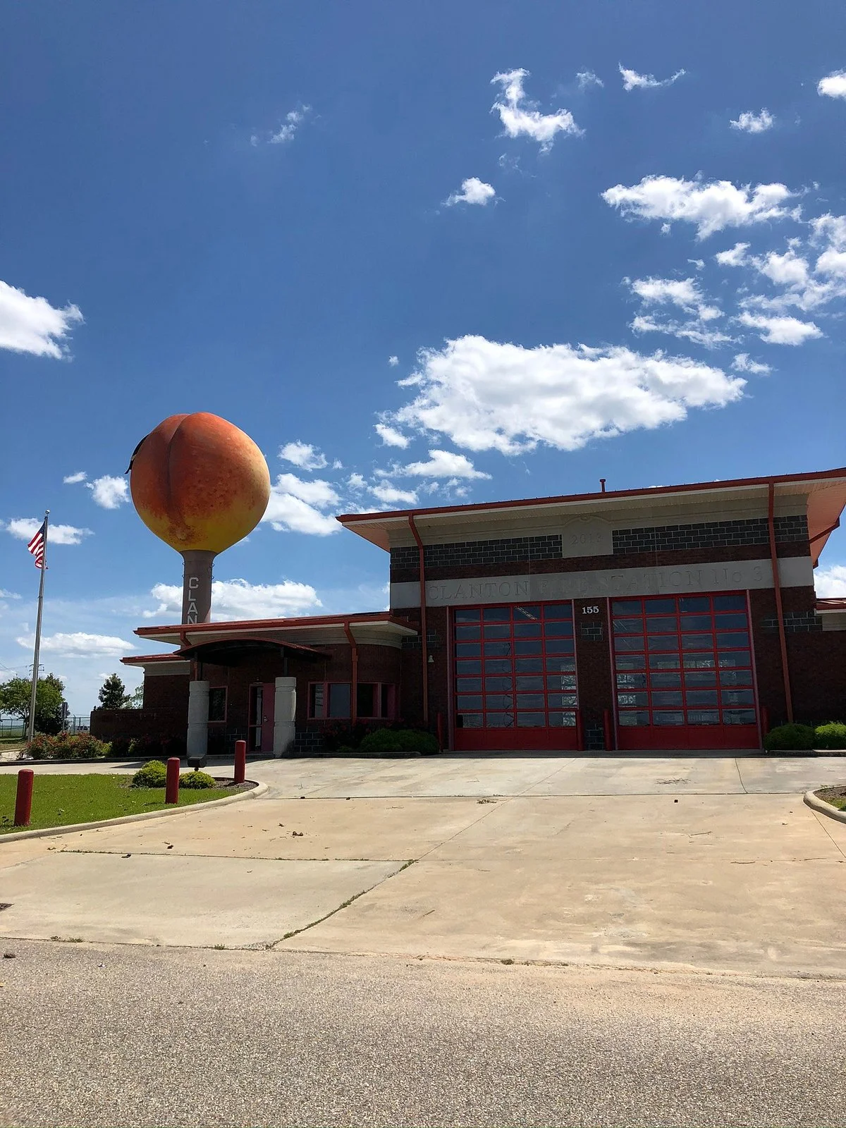Clanton Peach Water Tower