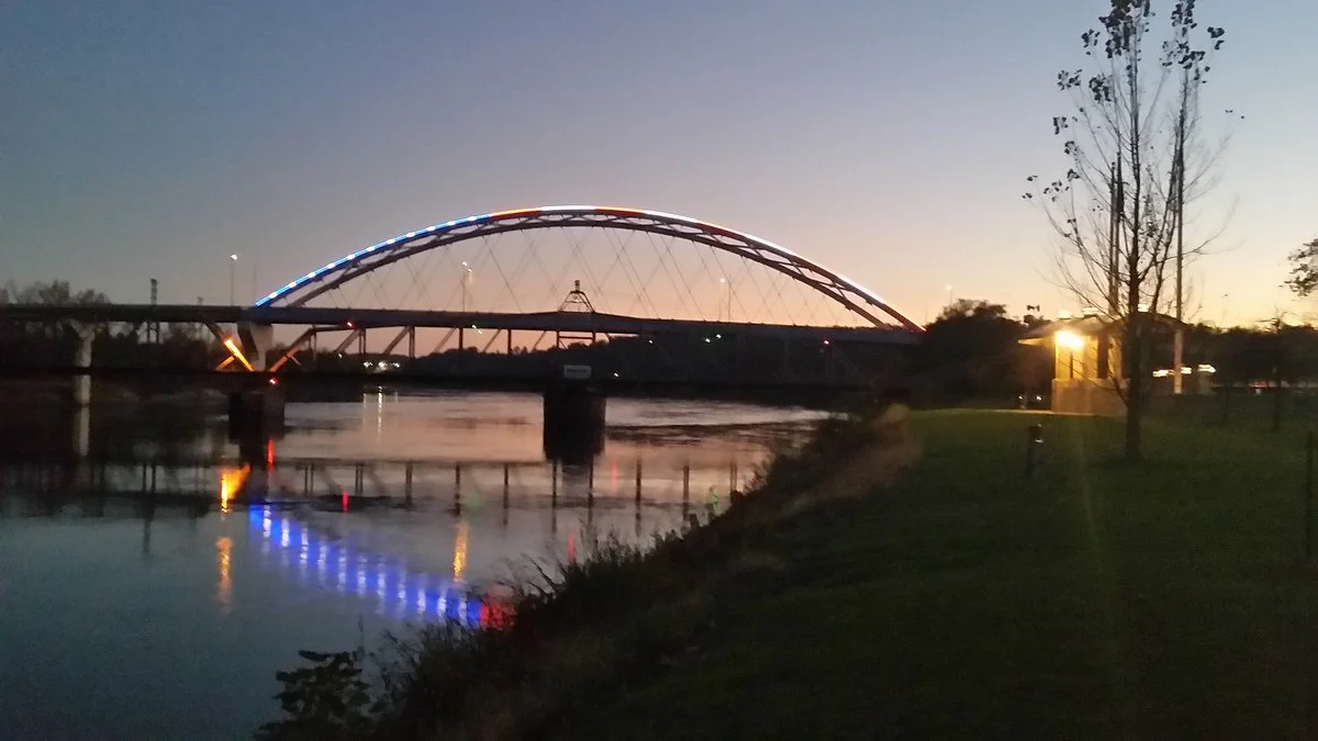 Amelia Earhart Memorial Bridge