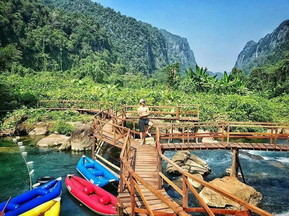 Suoi Nuoc Mooc