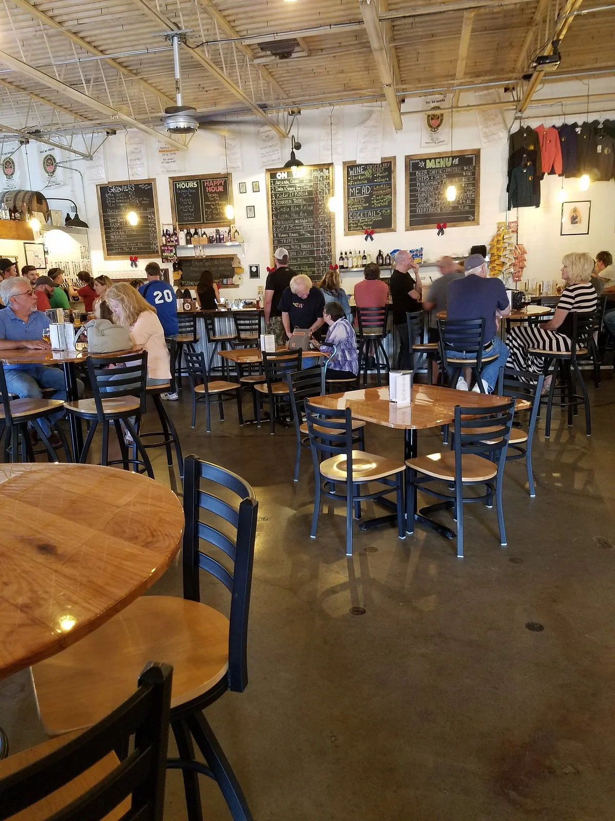 Four Seasons Brewing Company & Pub