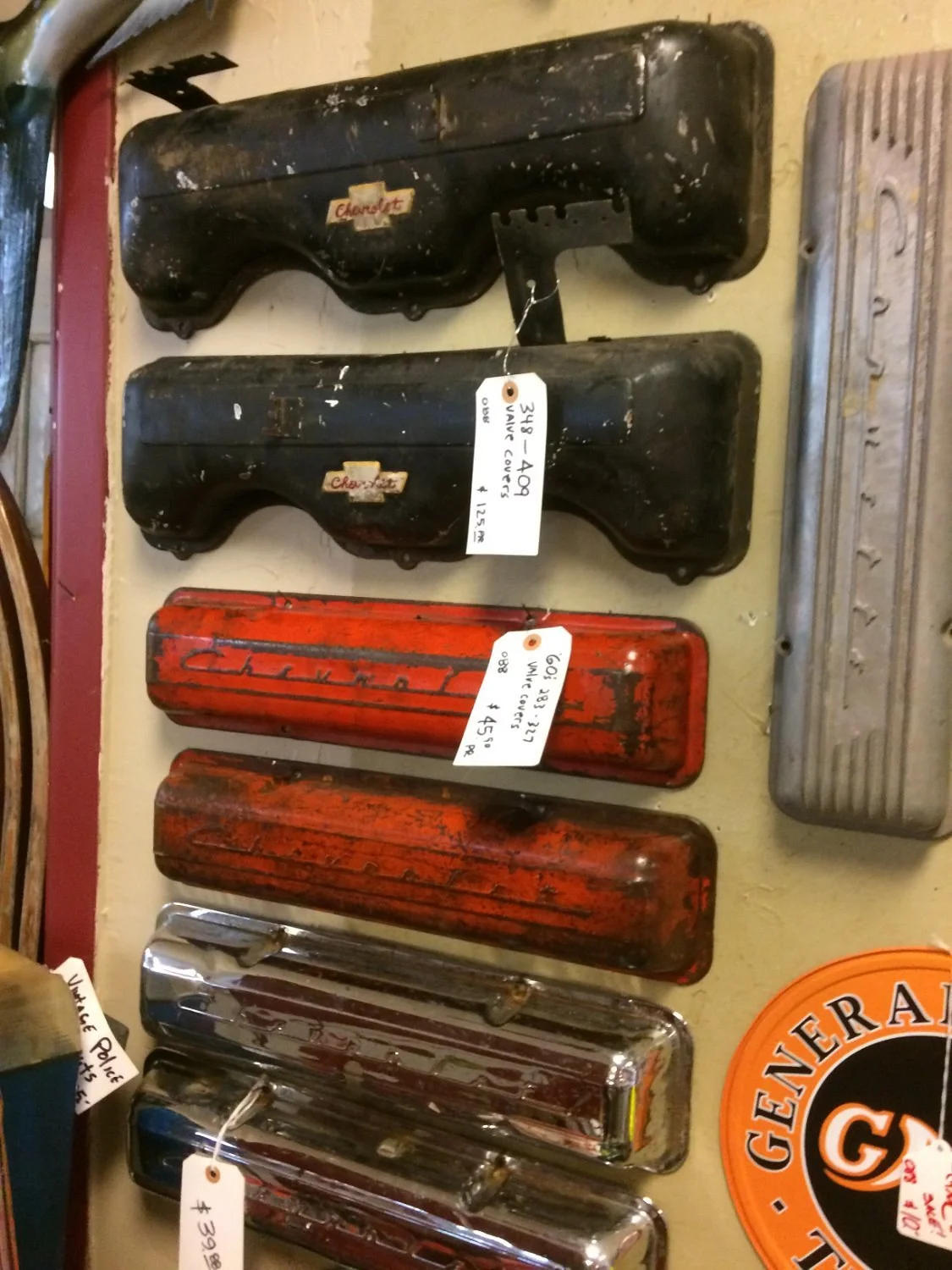 Red Rooster Antique & Design Center