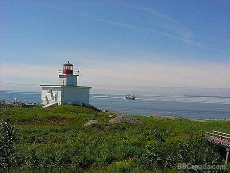 Pea Point Island Lighthouse