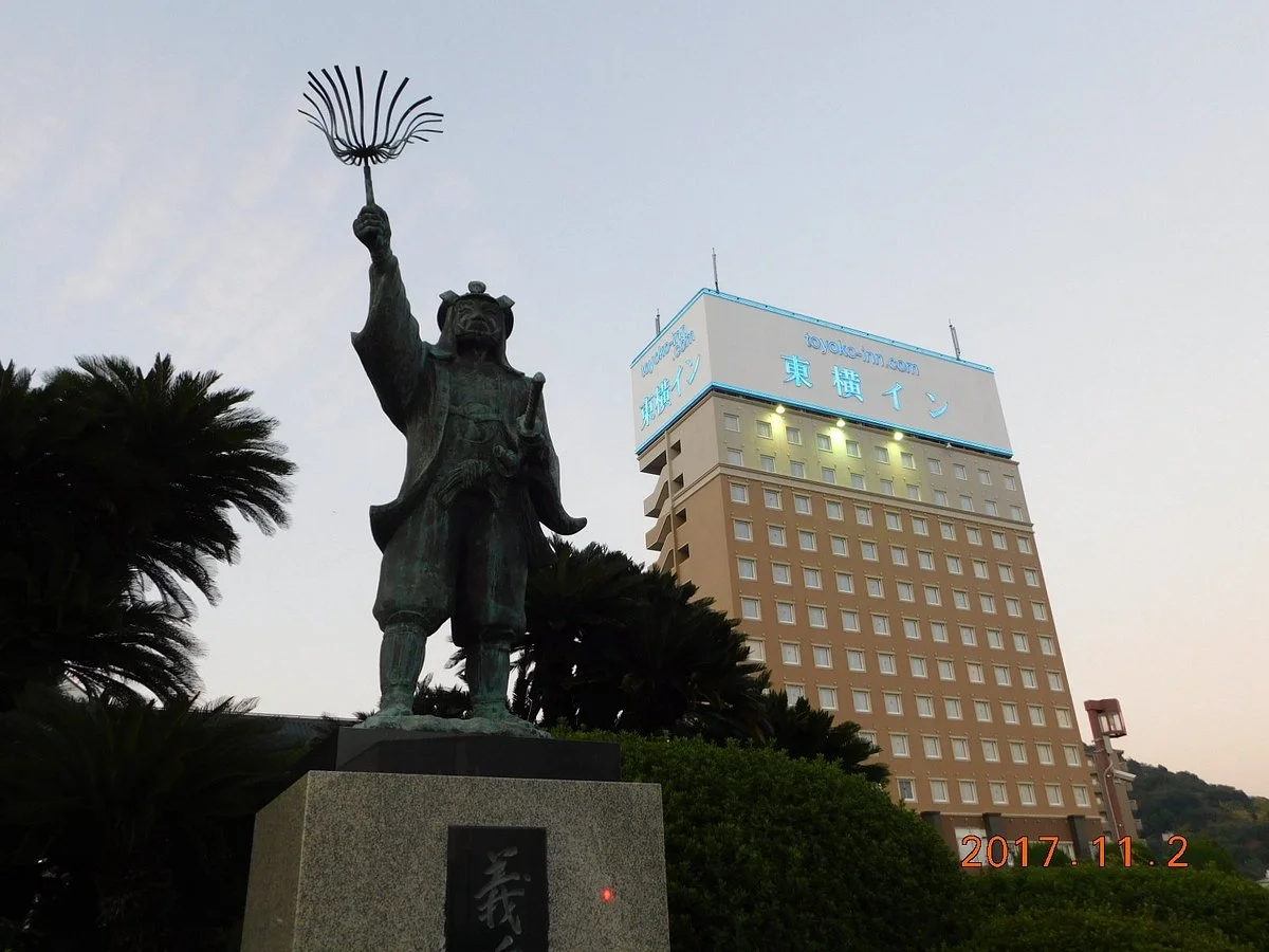 Kuranosuke Oishi Statue